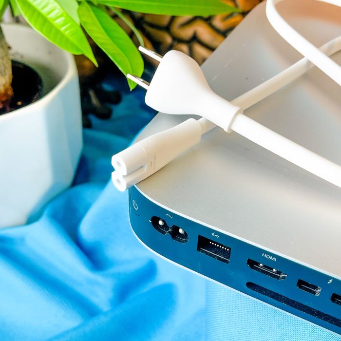 Mac Mini 2.6GHz Dual-Core Intel i5 8GB 256gb SSD 2014