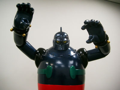 鉄人28号 等身大フィギュア ニューバージョン