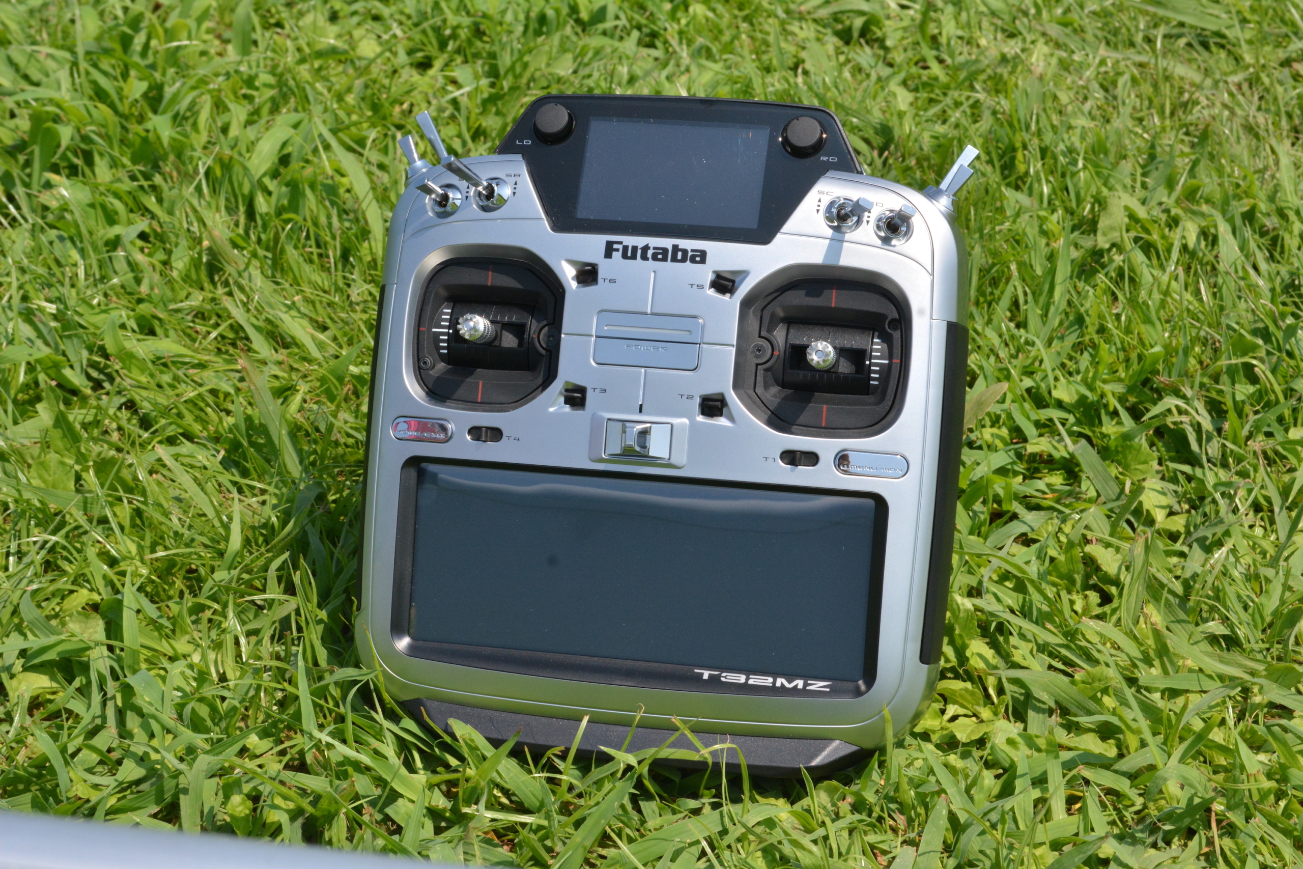 最強プロポはやっぱりこれ！Futaba「32MZ」の魅力に迫る！ | ドローン