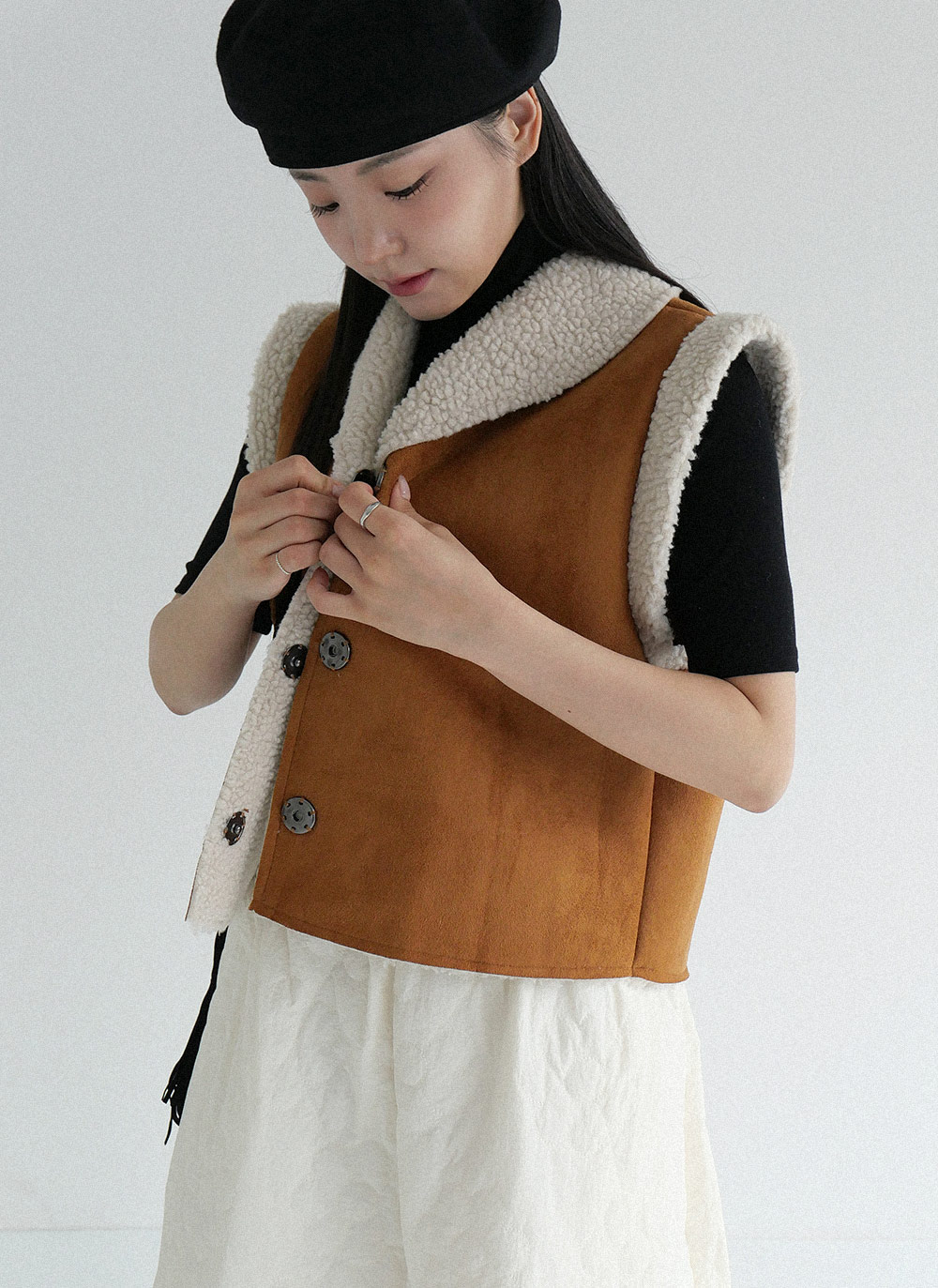 カラーフェイクムートンベスト | レディースファッション通販 - DHOLIC