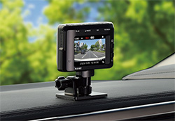 ドライブレコーダー ZDR016 | COMTEC 株式会社コムテック