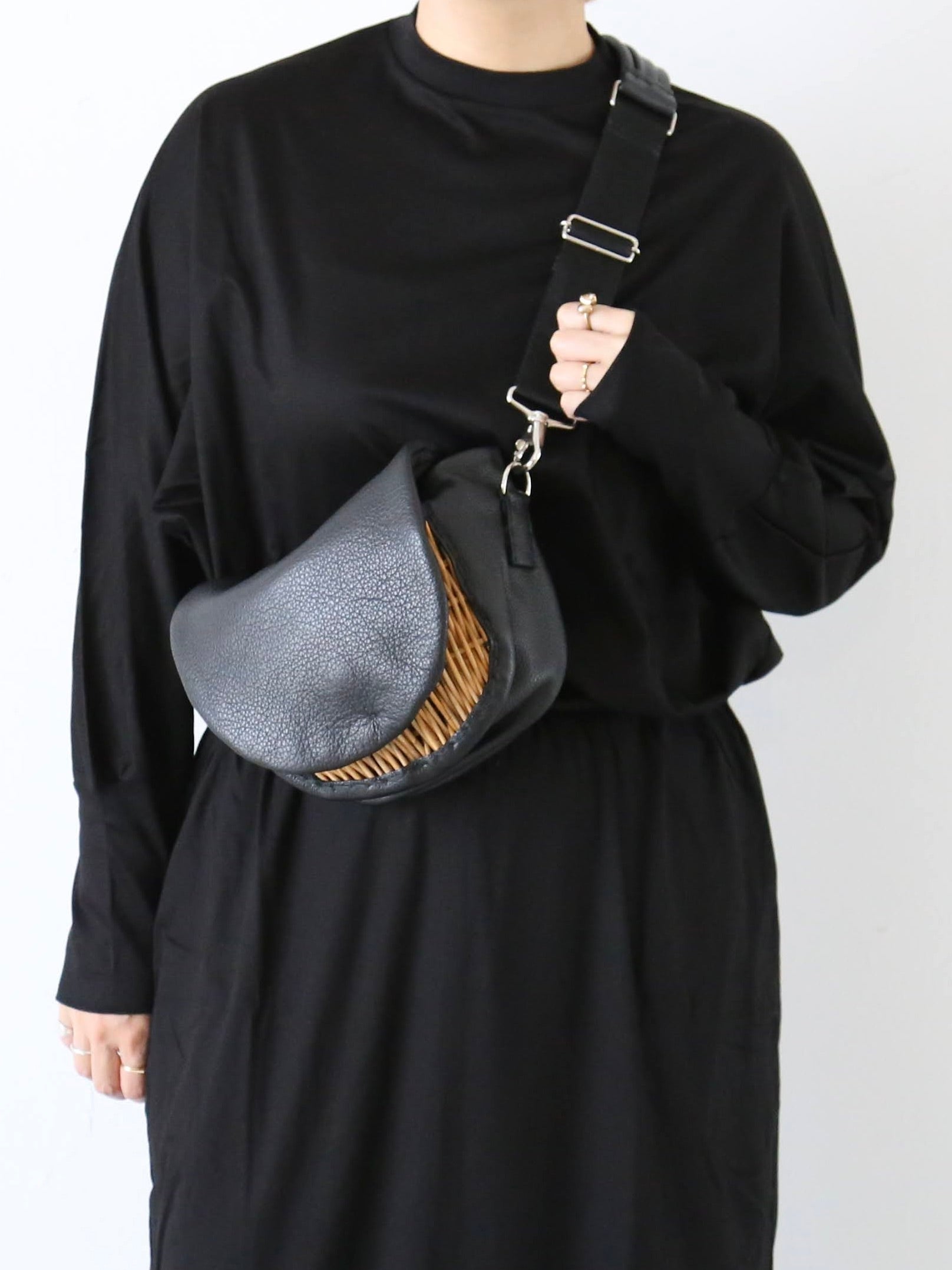 ebagos フニュシュリンク・ボディーバックS [16530] – CREER