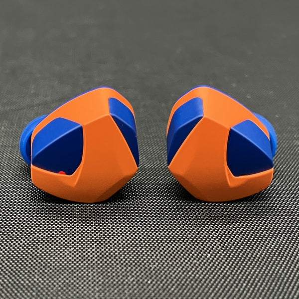 final 【中古】ドラゴンボールZ×final 完全ワイヤレスイヤホン 悟空