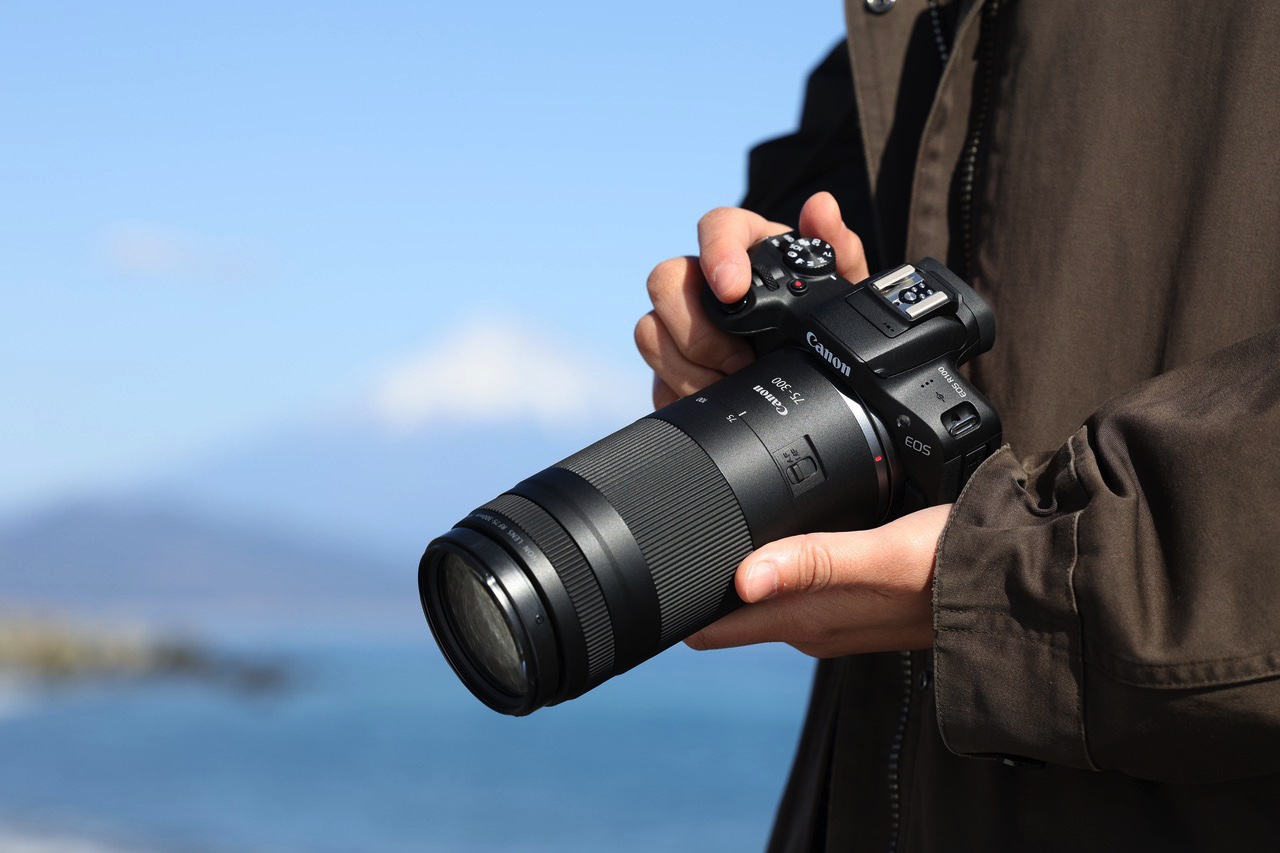 Canon RF 75-300mm f4-5.6 lens | EOS R system