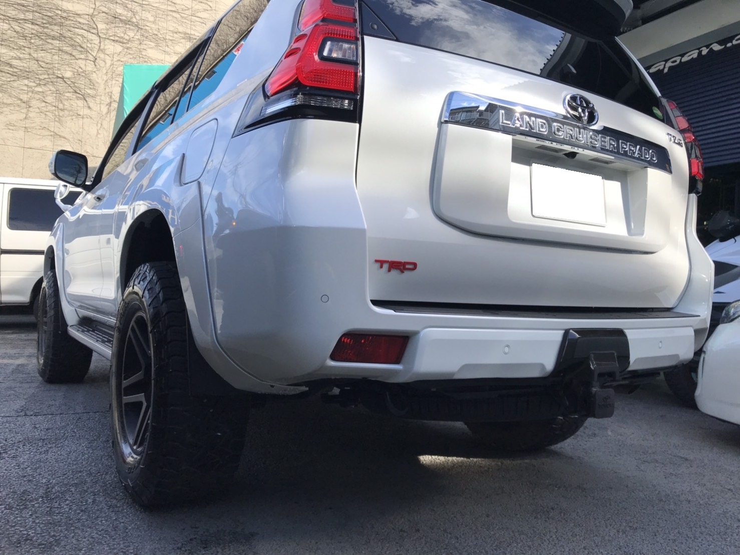 トヨタ ランドクルーザー プラド 150系 リフトアップ ボディーリフト 2