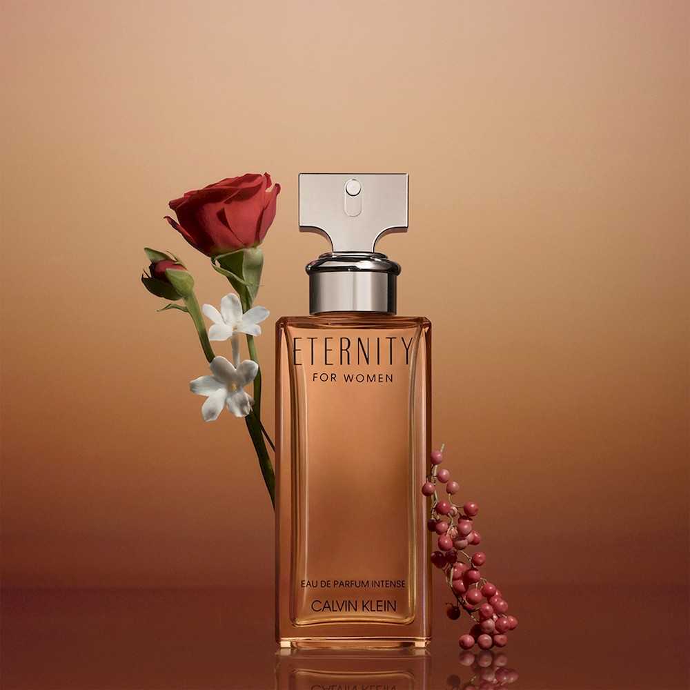 Eternity For Women Eau de Parfum Intense Capacity 100 ml