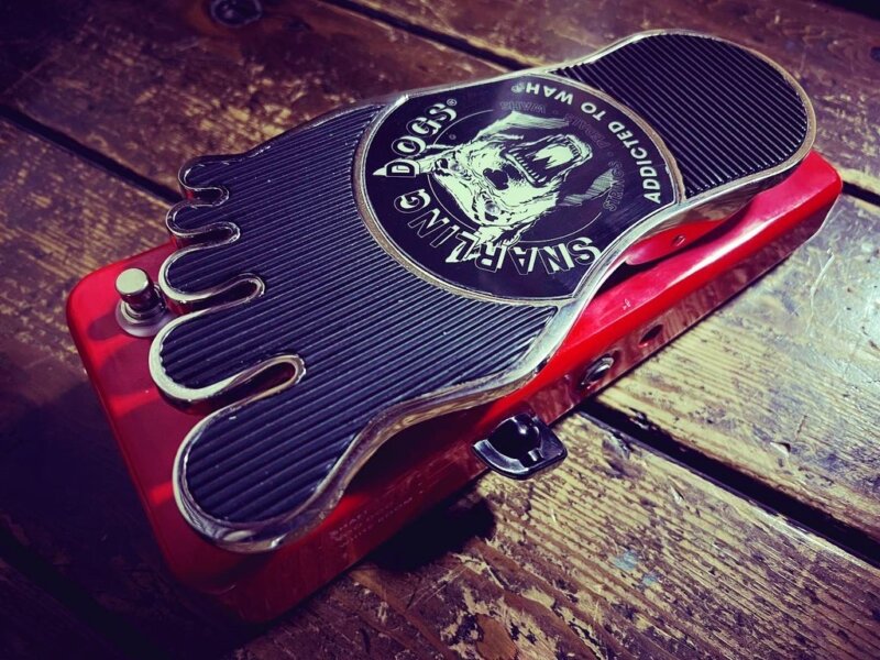 ジェフベック愛用のワウペダル！Snarling Dogs Whine-O Wahをレビュー