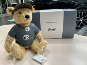 Porsche モータースポーツ ぬいぐるみ Porsche モータースポーツ