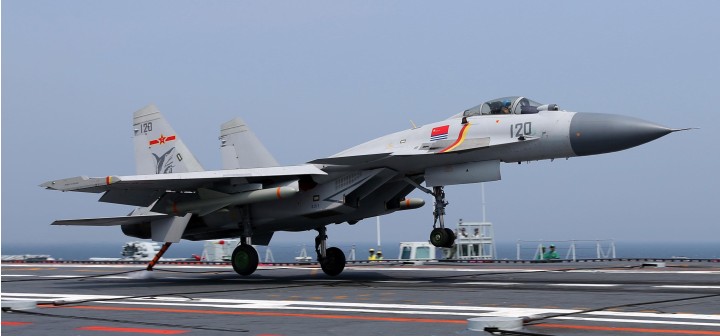 J-15 Flying Shark (Chinese Su-33) Aircraft Carrier Liaoning 2017