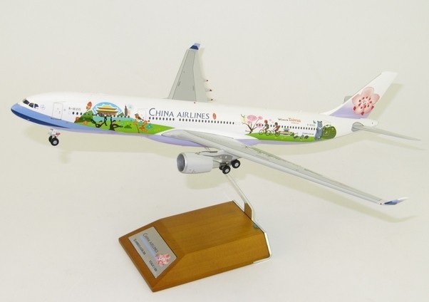 China Airlines 航空機モデル 約30cm China Airlines 航空機モデル 約30cm