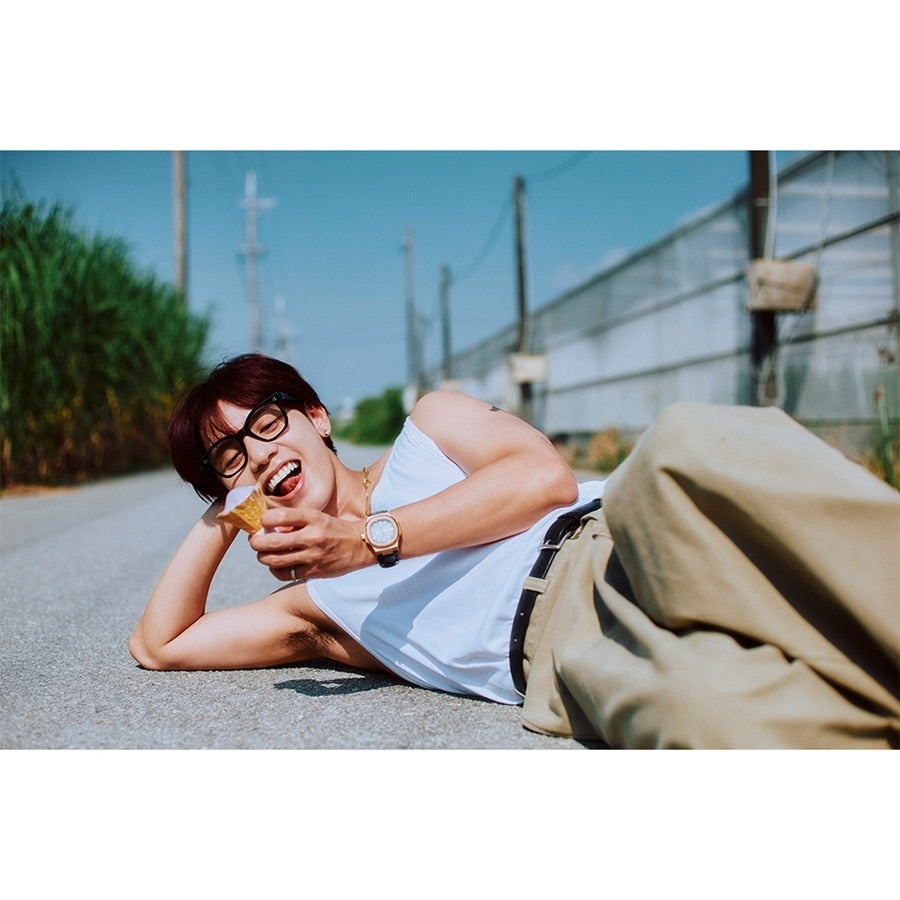 EXILE TRIBE STATION ONLINE STORE｜神谷健太 1st写真集｢光と影｣/EXILE