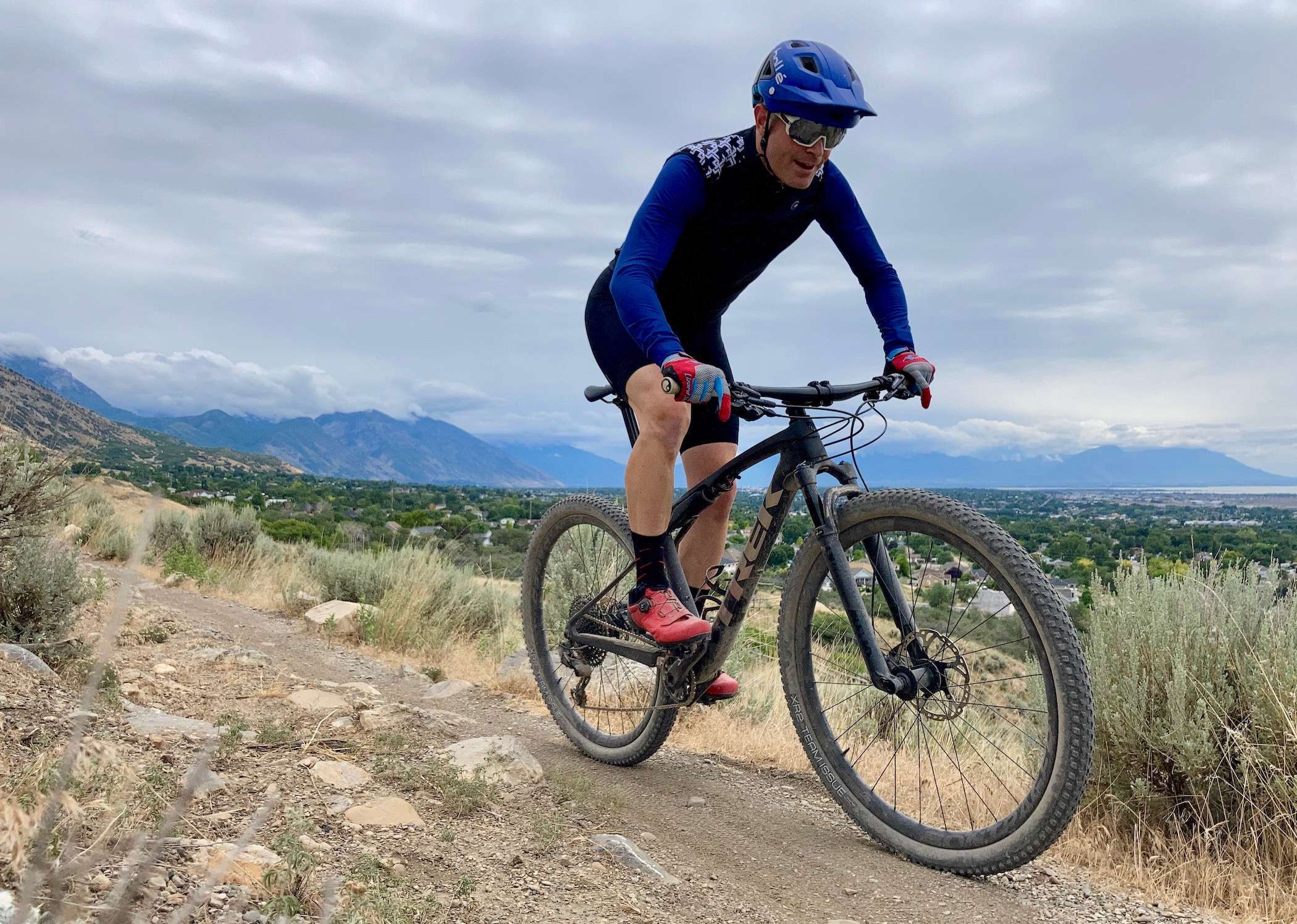 XC Dream: Trek Supercaliber 9.8 Review - FeedTheHabit.com