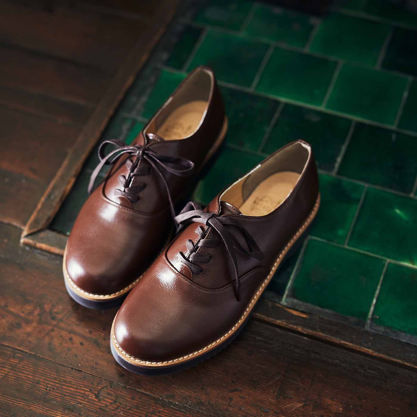 長田の靴職人と靴デザイナーが作った 職人本革のポストマンシューズ