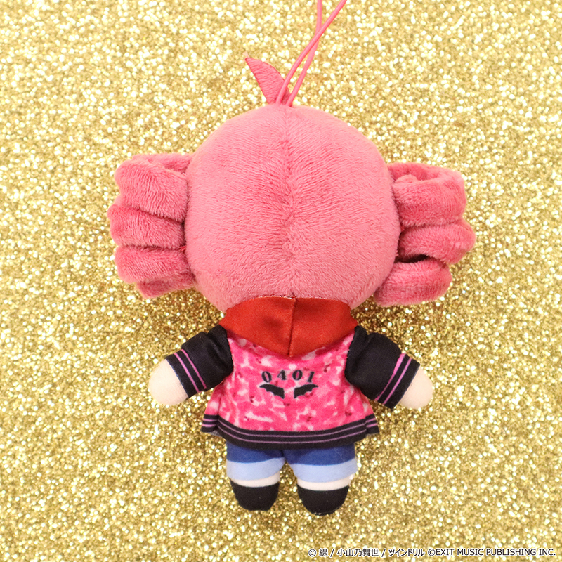 バーチャル・シンガー『重音テト』からぬいぐるみがプライズで登場