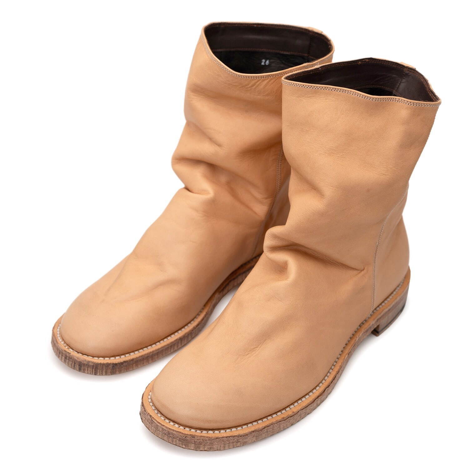 アトリエ ミハラヤスヒロのメンズ＆ウィメンズ革靴、“荒削り”ソールの