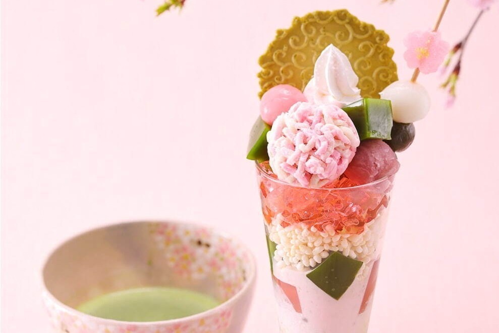京都・伊藤久右衛門「さくら抹茶パフェ」ふわっと“桜香る”アイス