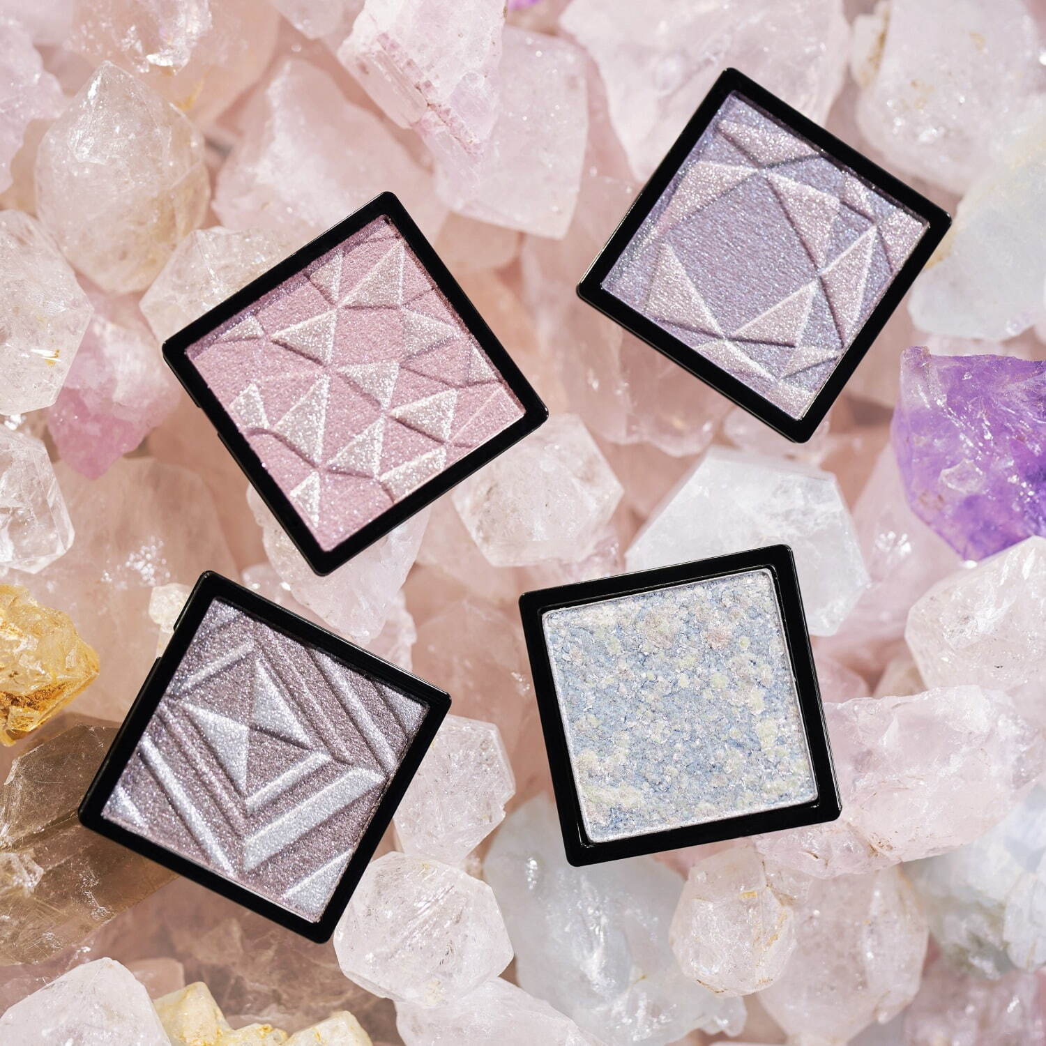 写真2/6｜マキアージュ「ドラマティック アイカラー」に、“まるで