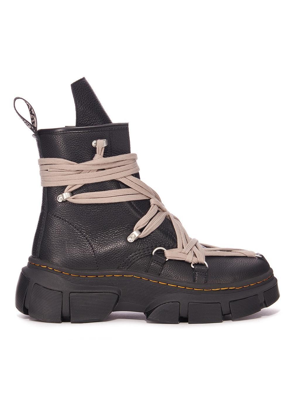ドクターマーチン × リック・オウエンスの厚底コラボブーツ、ユニーク