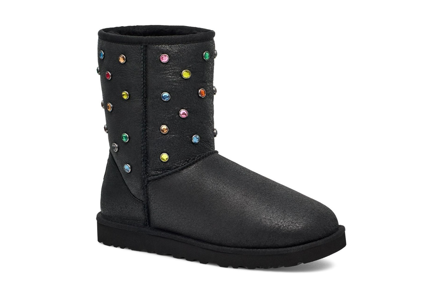 UGG“カラフルビジュー”付きブーツ＆スリッポン、米ギャラリー デプトと