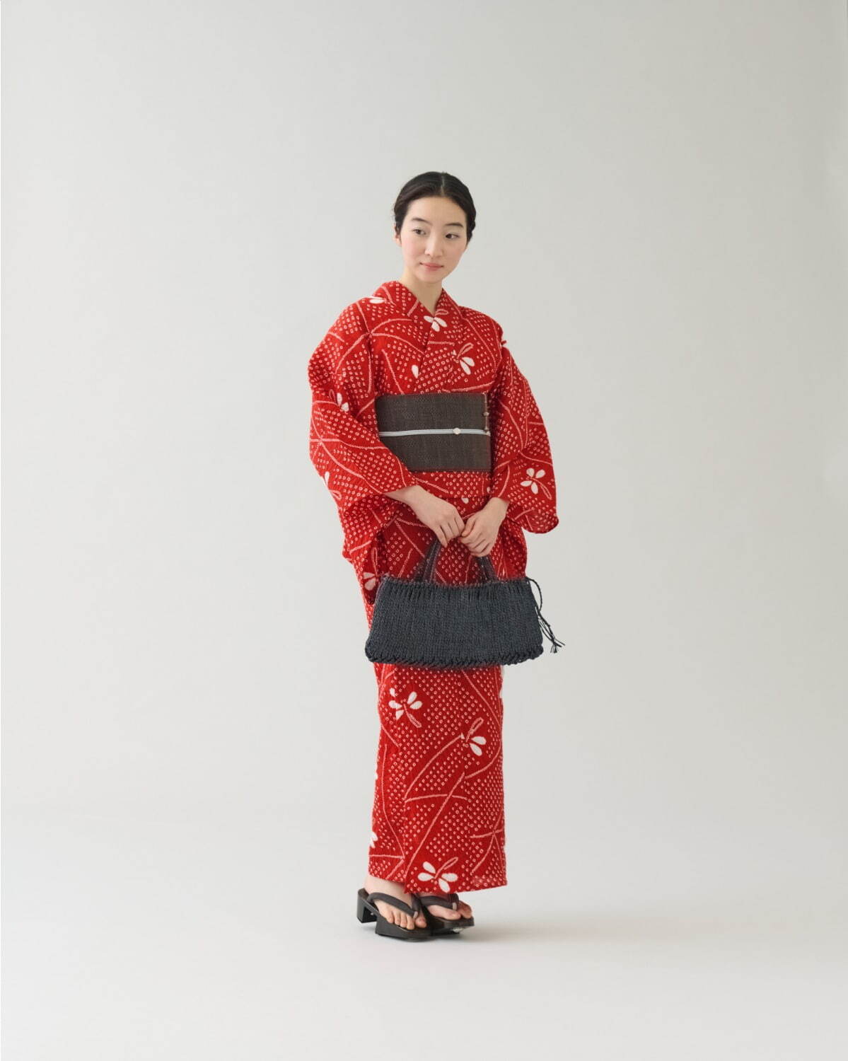 ザ・ヤード 2024年春夏きもの - 茜色の有松鳴海絞りのゆかたや縄文編み