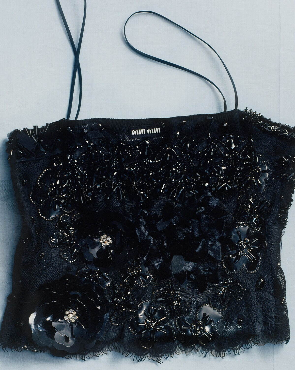 ミュウミュウ“ヴィンテージをリメイク”花柄刺繍のレザージャケット