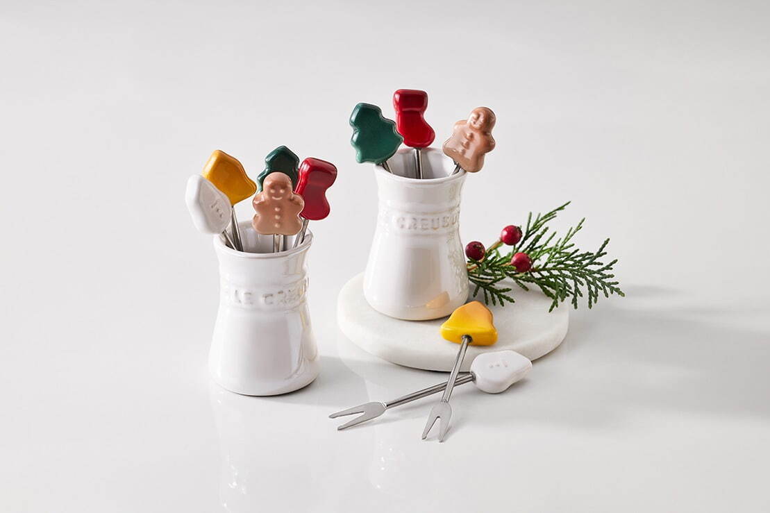 ル・クルーゼより“モミの木カラー”のクリスマス限定ホーロー鍋