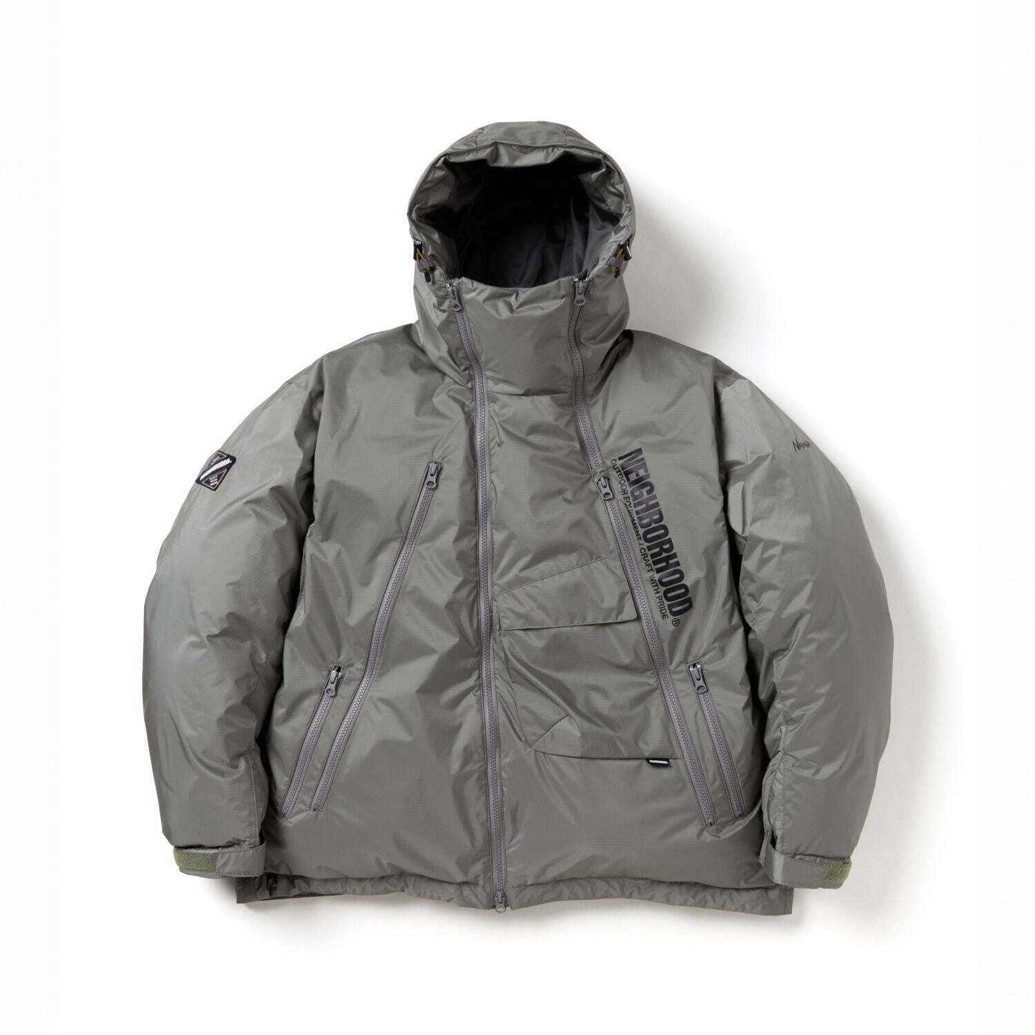 ネイバーフッド×ナンガ、防水透湿素材“オーロラテックス”ダウン