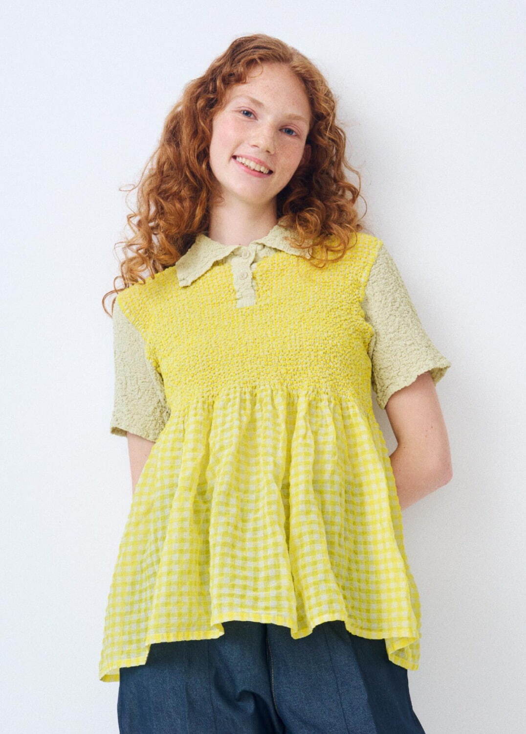 ミー イッセイ ミヤケ“流れ星”グラフィックのストレッチプリーツ