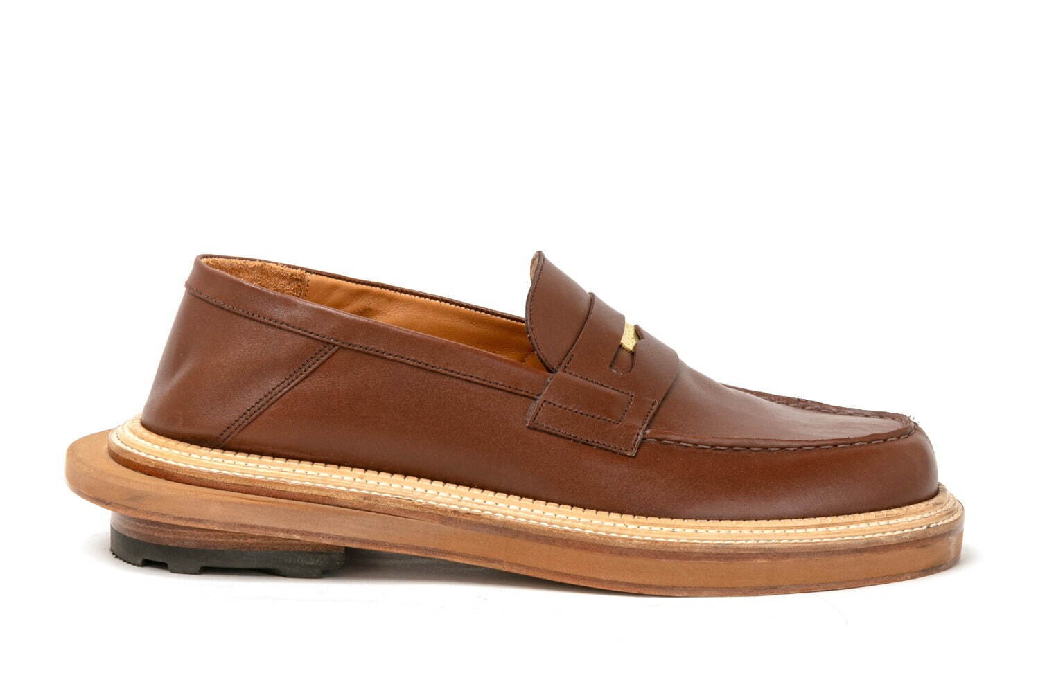 sacaiとジェイエムウエストンのコラボシューズ、“ミッドソールはみ出る