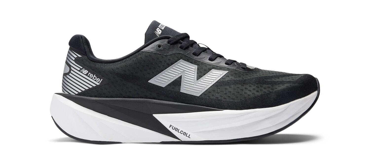 ニューバランス「フューエルセル レベル v5」ランニングシューズ、“速