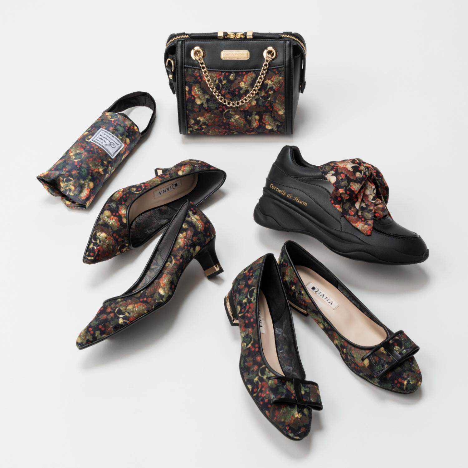 ダイアナ“名画モチーフ”シューズ＆バッグ、モネ《睡蓮》やゴッホ《ばら