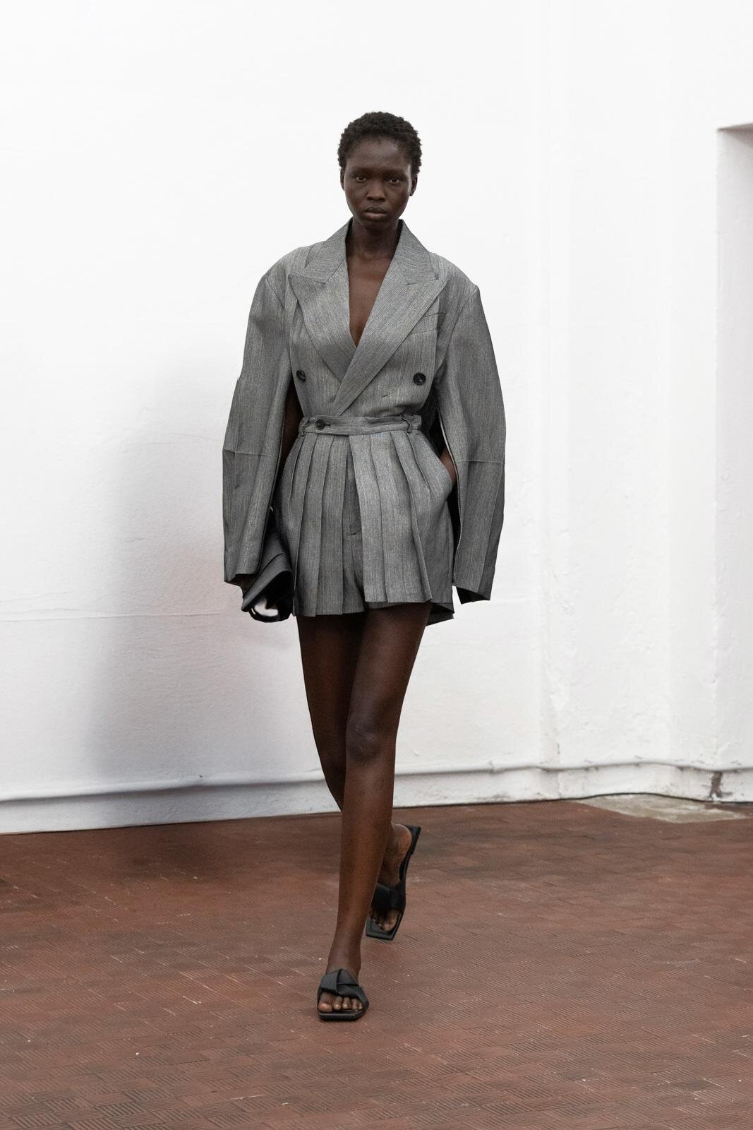 セッチュウ 2026年春夏コレクション - アフリカの体験から紡ぐ“装いの