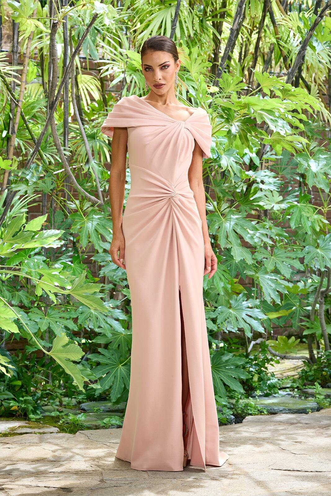 タダシ ショージ(TADASHI SHOJI) 2026年春夏ウィメンズコレクション