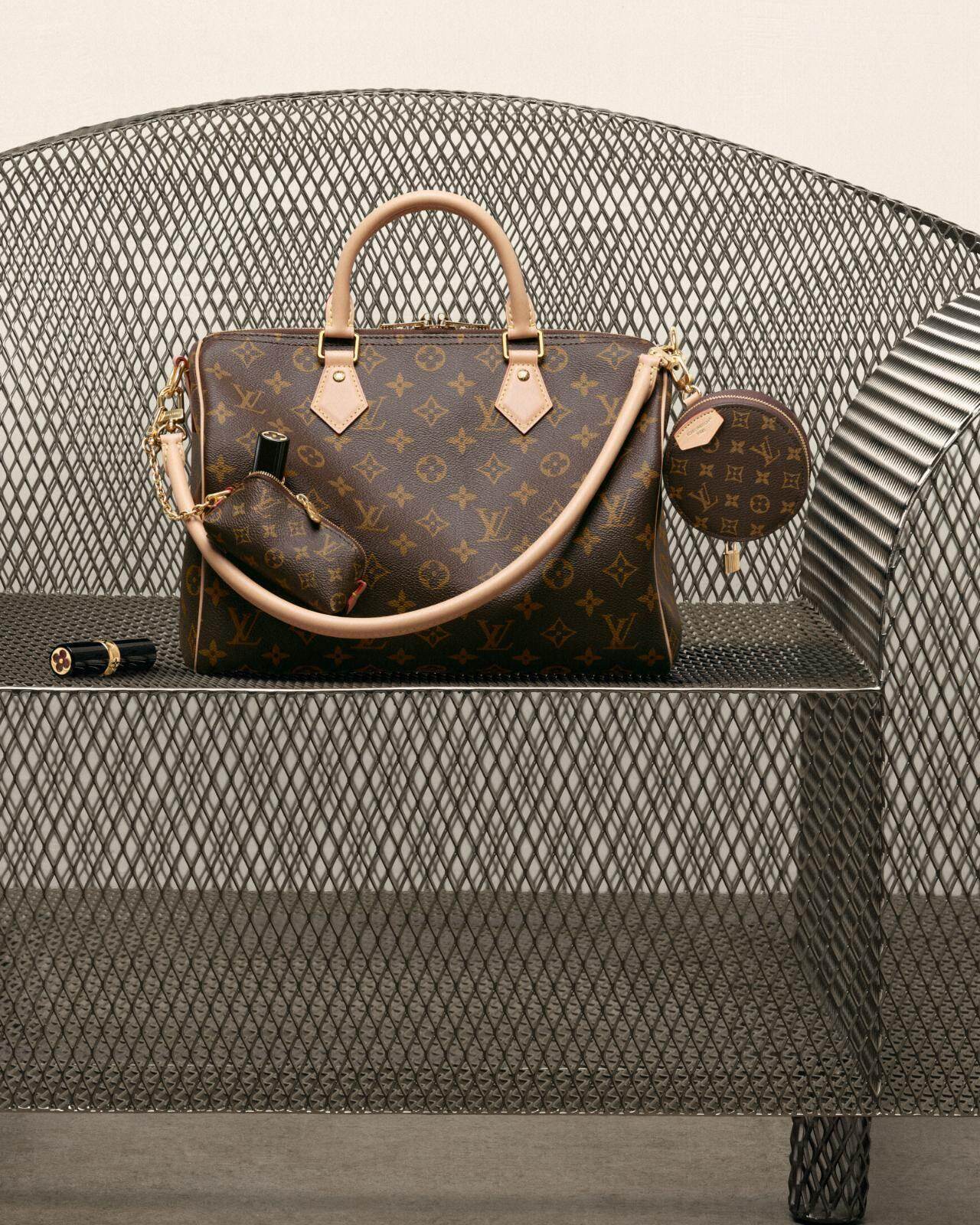 ルイ・ヴィトン初アイシャドウ「LV オンブル」徹底解説、全種レビュー