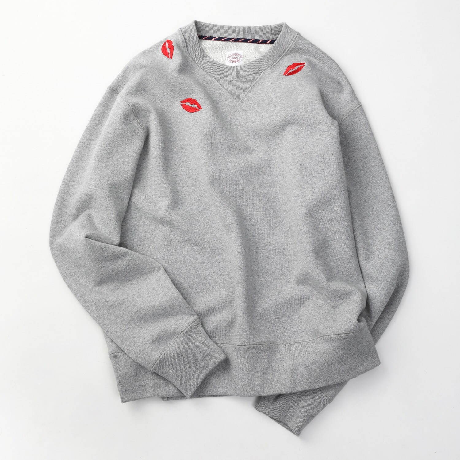 ソフネット×ブルックス ブラザーズ、名品ネイビーブレザーや“真っ赤な