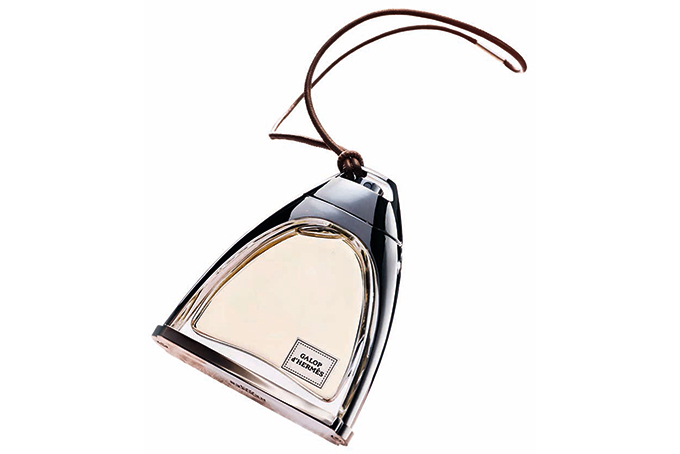 エルメスの新香水「ギャロップ ドゥ エルメス」- 稀少なレザーとローズ