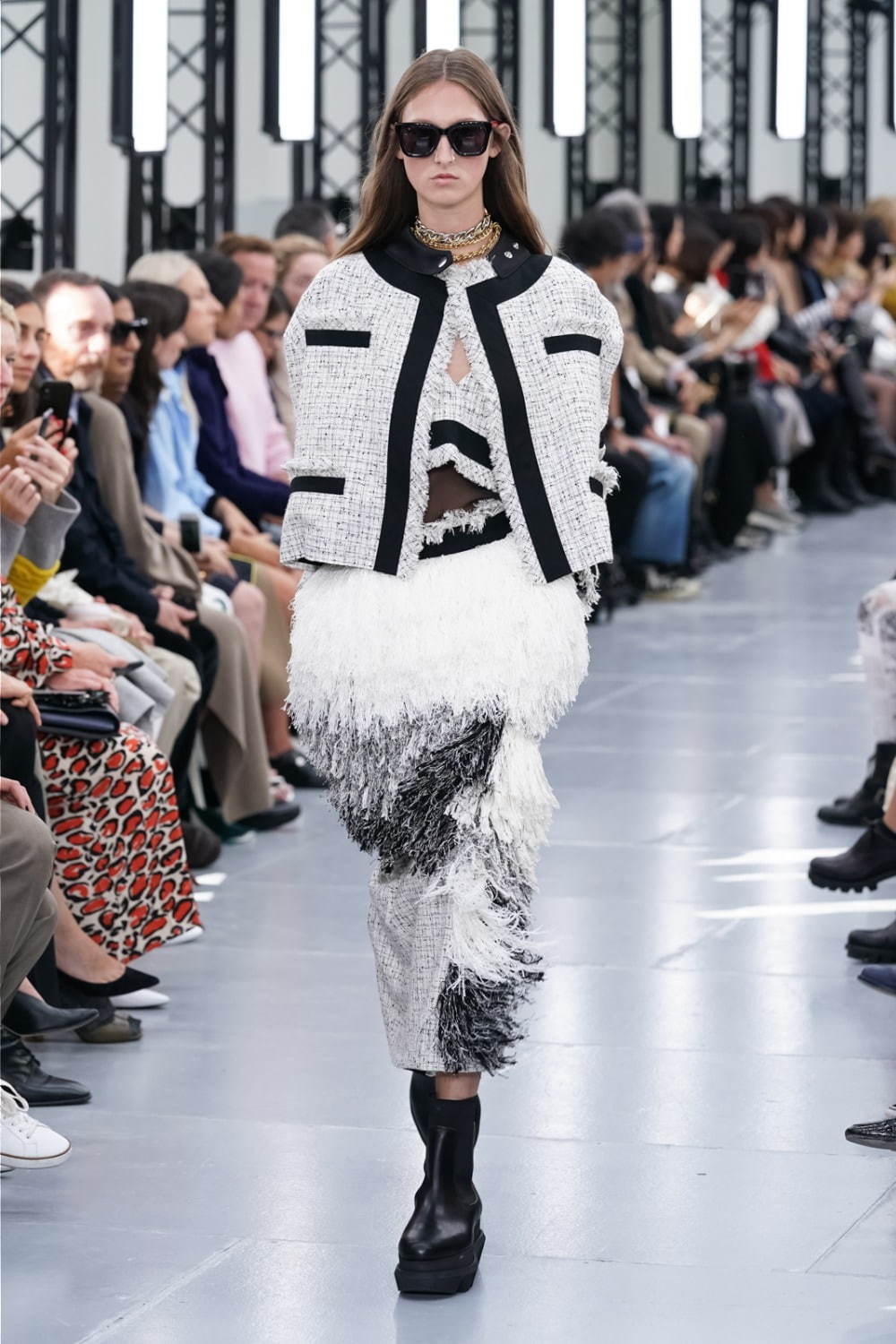 sacai 2020年春夏コレクション - 友愛に満ちた世界、明るい未来