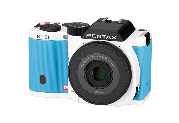 マーク・ニューソンがデザイン「PENTAX K-01」新色で復刻発売