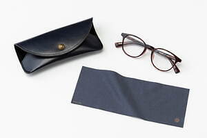 JINS×呪術廻戦」虎杖悠仁・五条悟・狗巻棘をイメージしたコラボメガネ