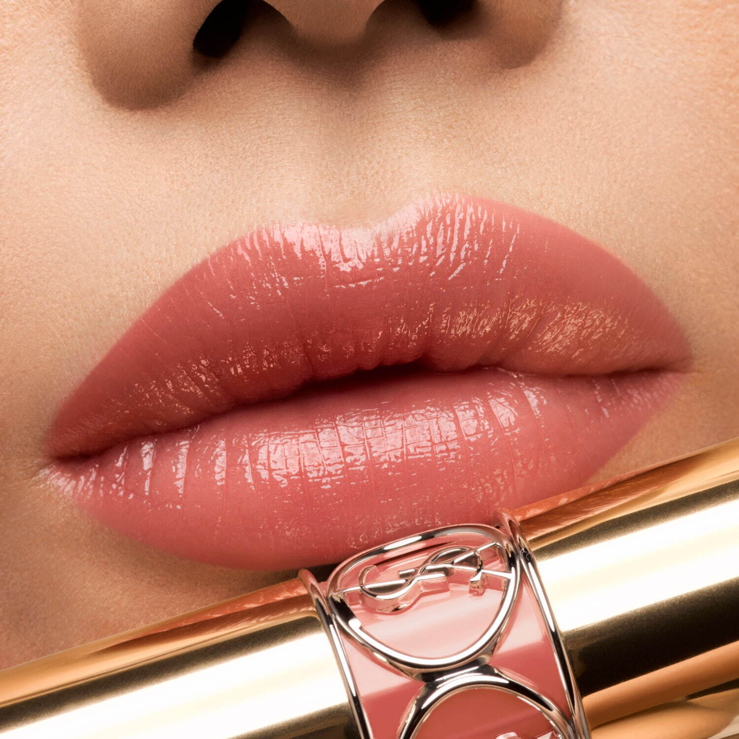 イヴ・サンローラン22年夏コスメ、フルーツミルクシェイクカラーの