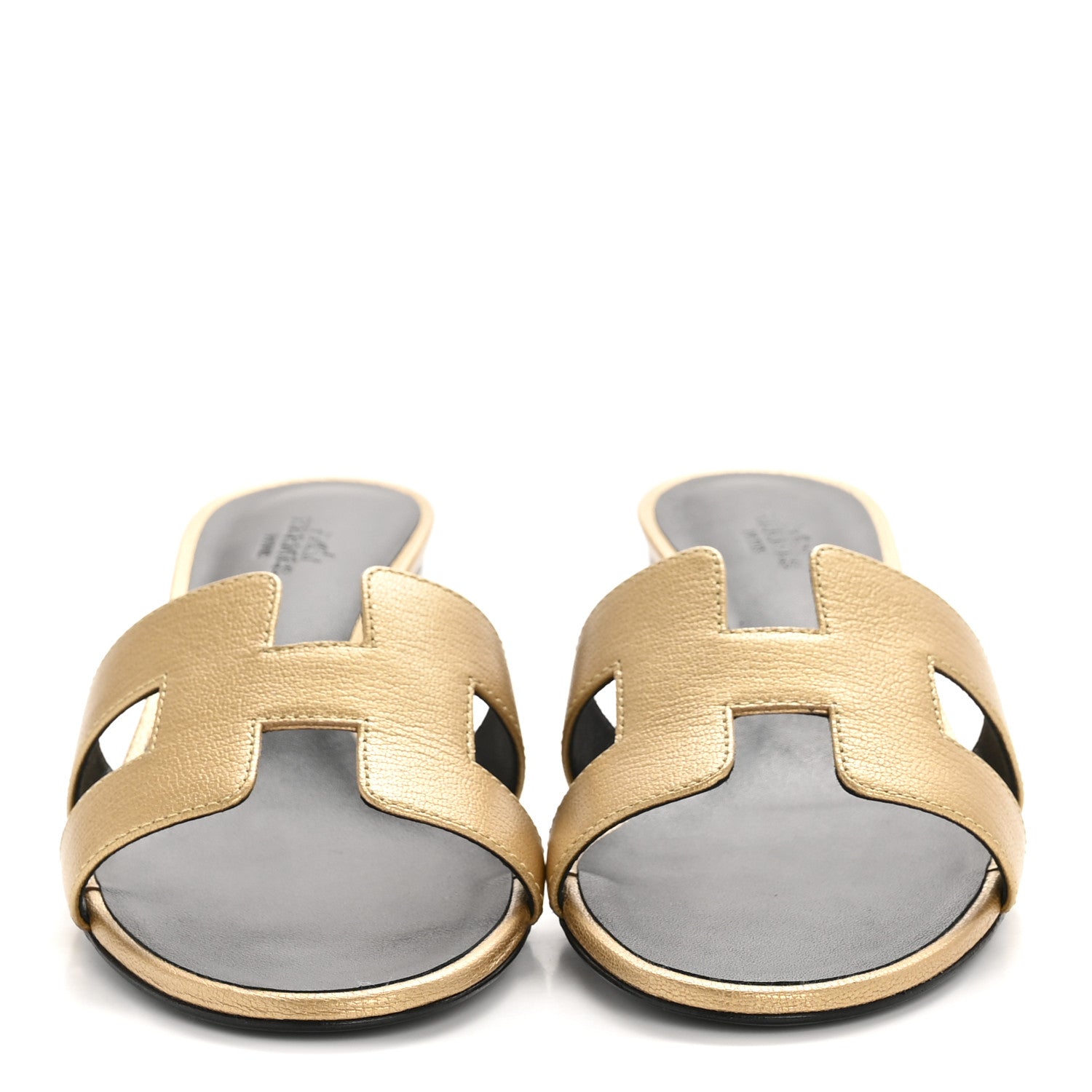 Hermes Metallic Goatskin Oasis Sandals 39 Dore 1771098 – FASHIONPHILE