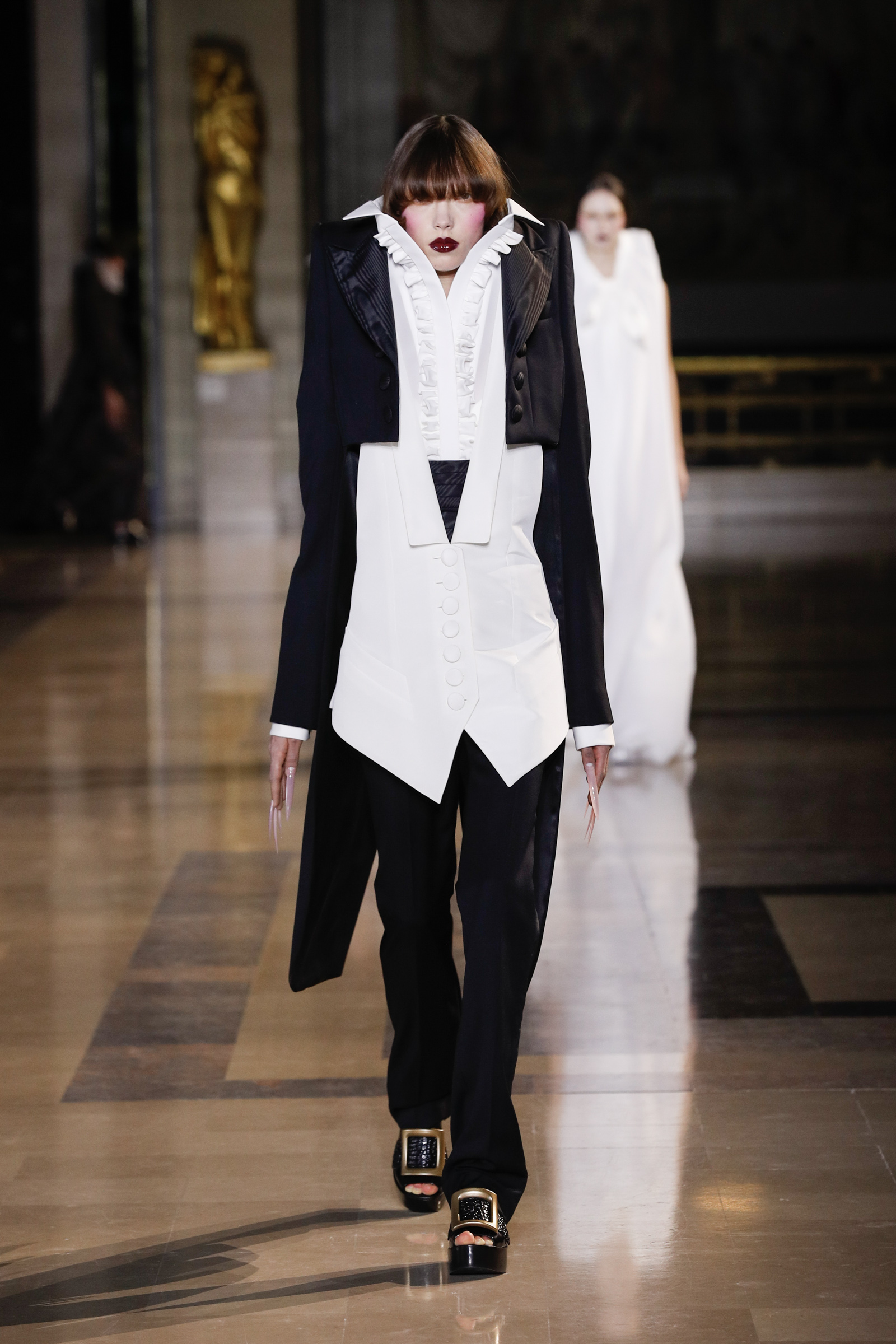 VIKTOR＆ROLF 2022年春夏オートクチュールコレクション | パリ | 画像