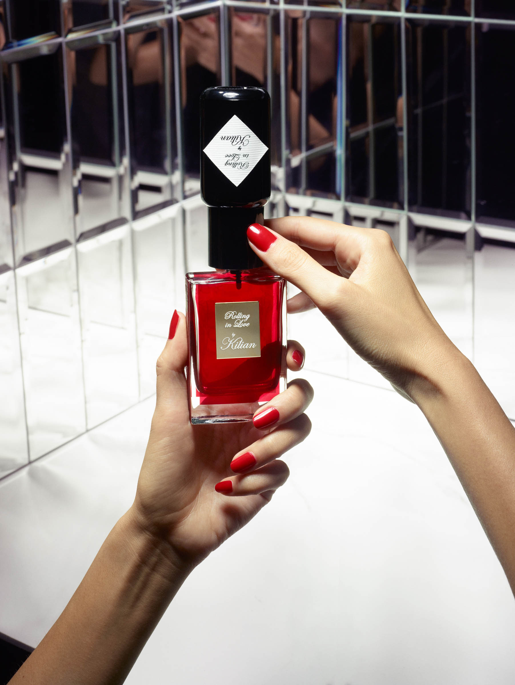 仏フレグランス「キリアン」のミニサイズセットが登場、フローラルと