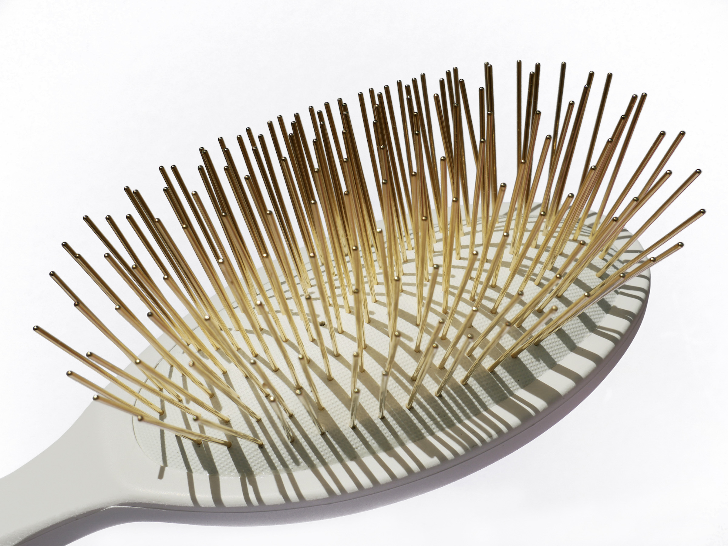 スノー フォックス スキンケア」が24Kゴールドを使用したカッサ