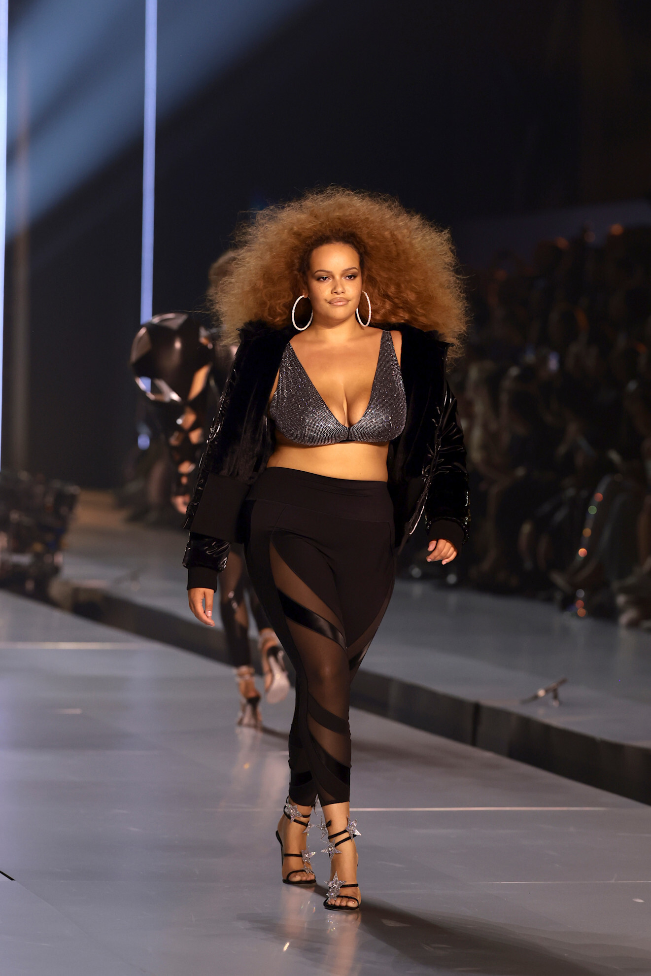 ヴィクトリアズ・シークレット・ショーが2025年秋開催、6年ぶりの復活