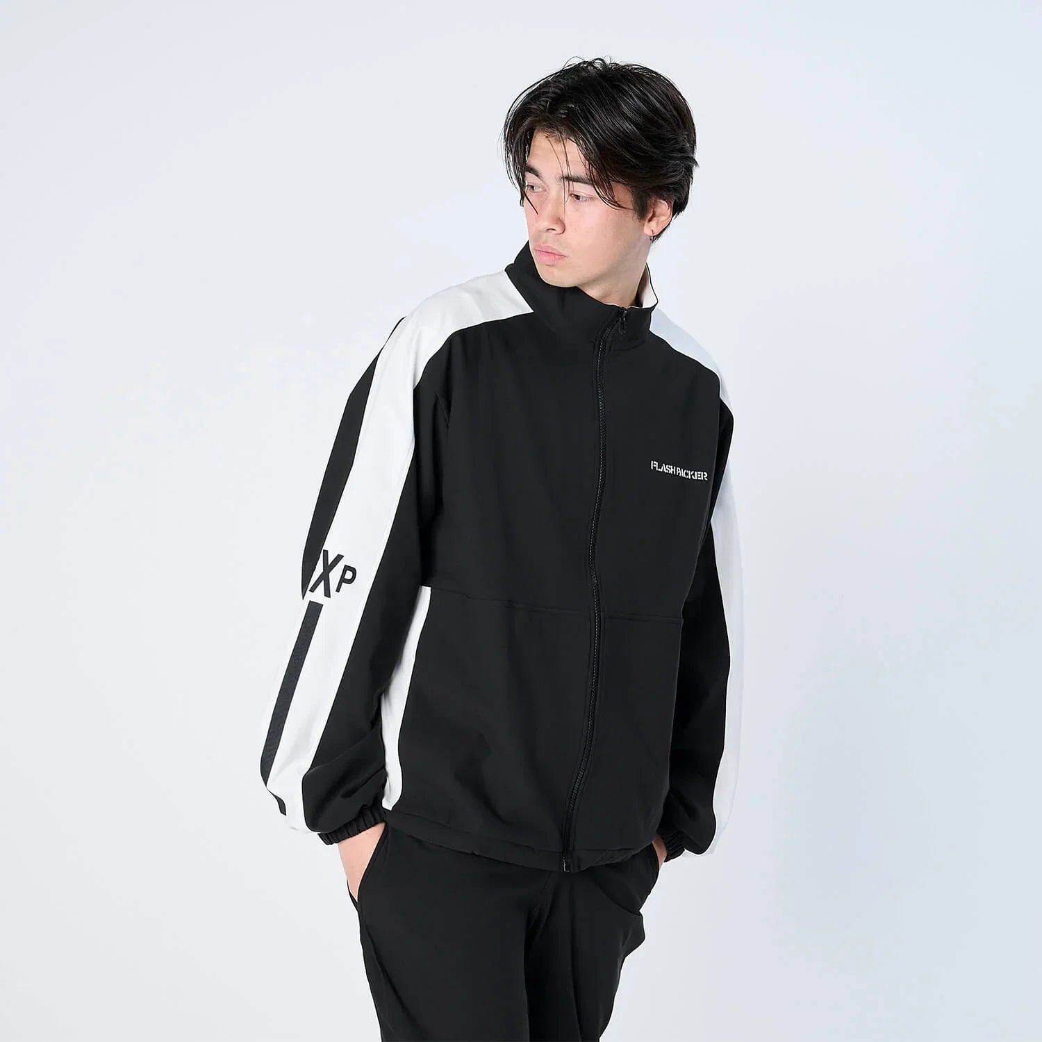 XJK-TRACKS（SOLOTEX® Eco-Hybrid トラックジャケット）BLACK