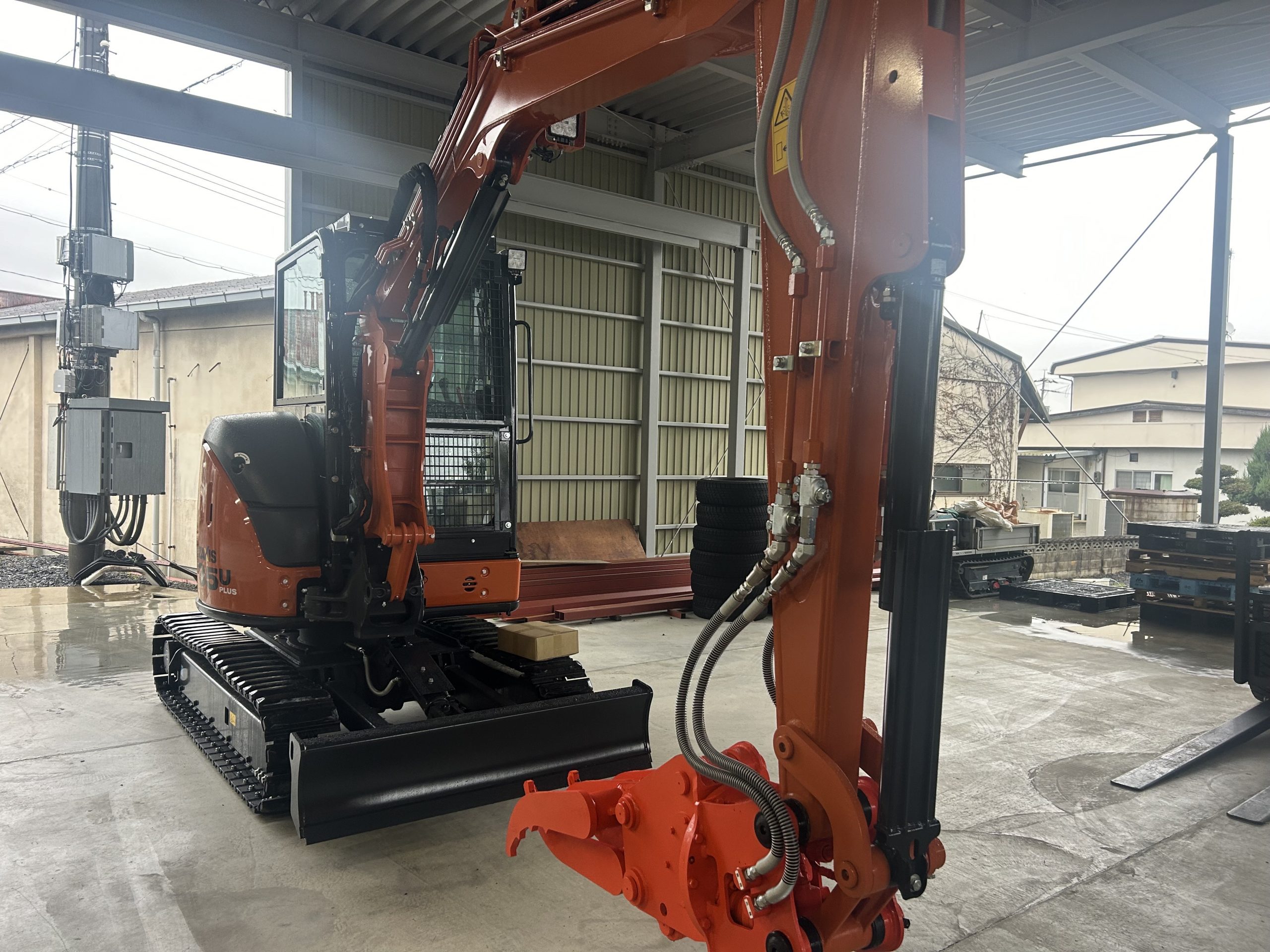 新車納入実績】日立建機 油圧ショベル「ZX35U-5B」のご紹介！◇新車