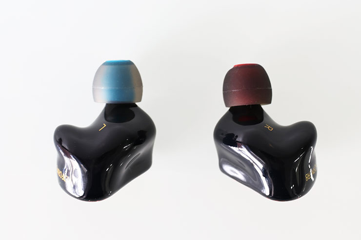 AFUL PERFORMER 8 レビュー | ダイナミックドライバー搭載で力強い