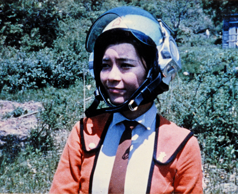 桜井浩子写真集 act ULTRA』 販売ページ | 復刊ドットコム