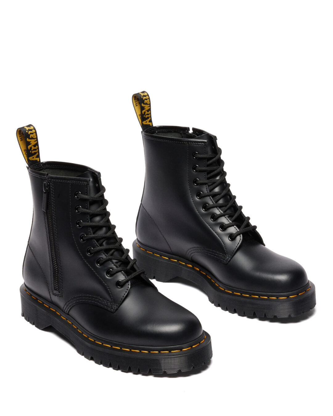 Dr. Martens 最新ブーツ「THE ZIP COLLECTION」が2025年 7/25 発売